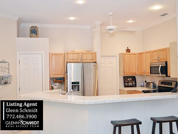 5th image of 4516 SW Oakhaven Ln