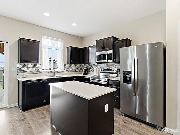 3rd image of 18947 111th Avenue Ct E