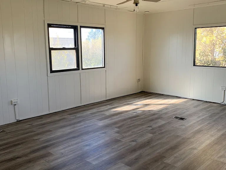 4011 S Fort Buford Ln — Photo 2
