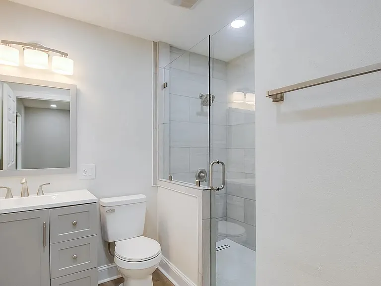 306 Westview Dr — Photo 6