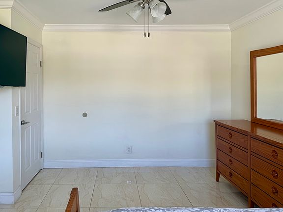 4th image of 296 Racquet Club Rd APT 103
