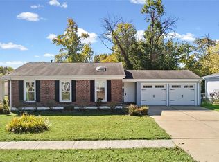 6 Westwood Estates Dr, Saint Peters, MO 63376