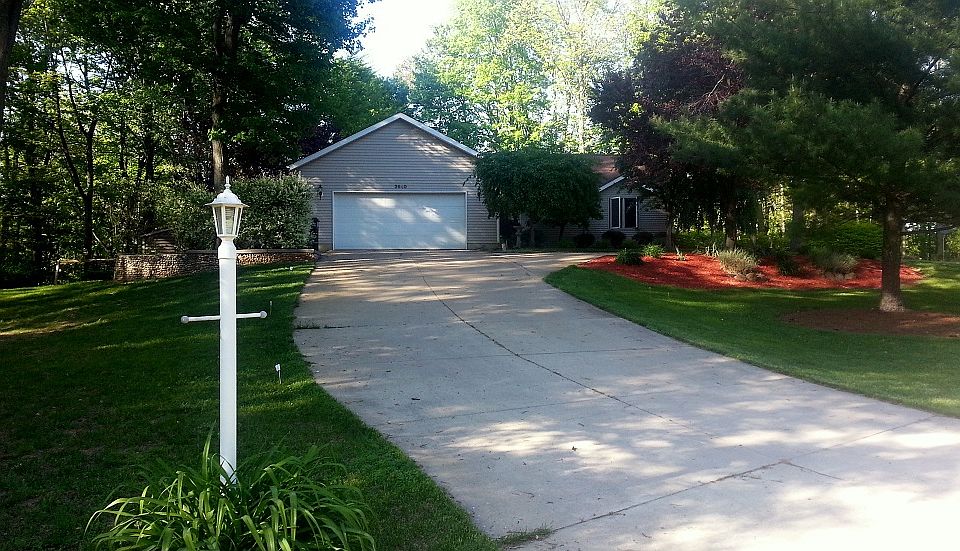 1st image of 3940 Josie Ln