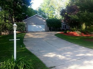 3940 Josie Ln, Middleville, MI 49333