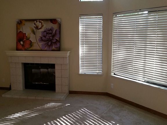 5th image of 3413 Smoketree Commons Dr