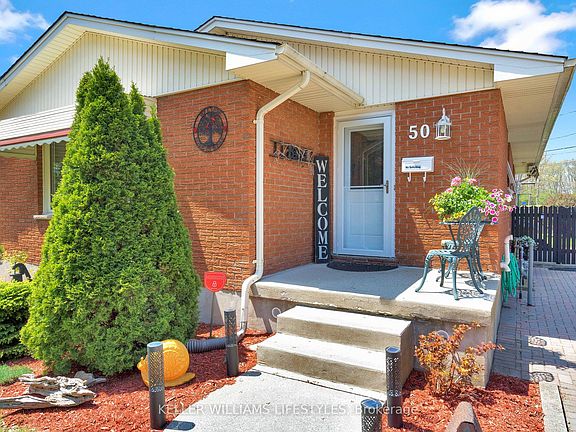 5th image of 50 Algonquin Cres