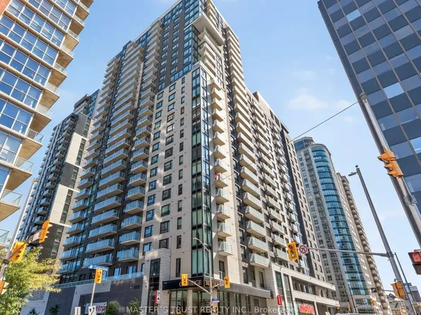 180 George St, Ottawa, ON