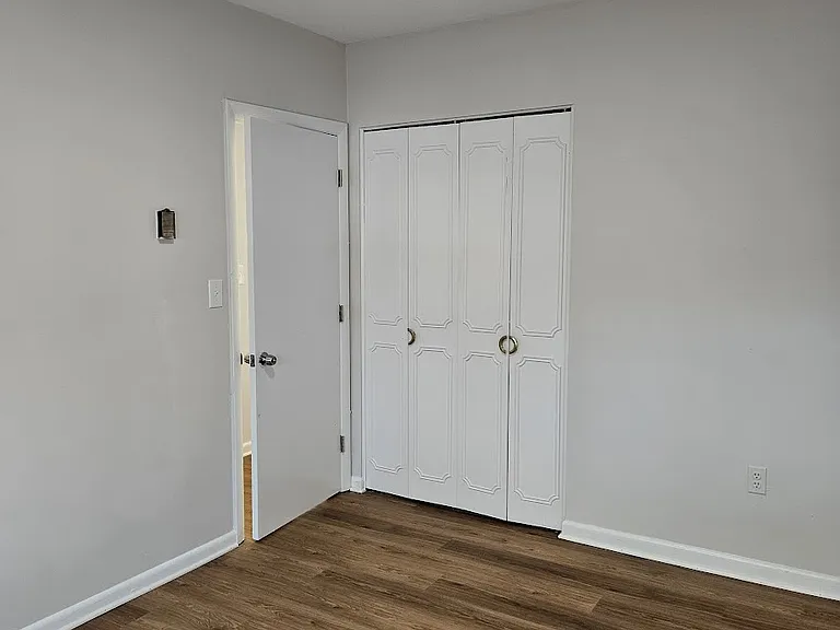 700 Cummins Hwy #12 — Photo 7