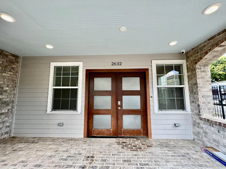 2632 Peniston St — Photo 13