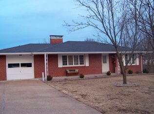 208 Norris Dr, Jefferson City, MO 65109