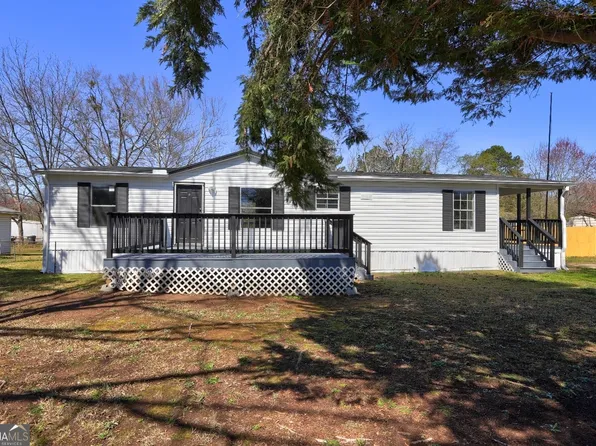 152 Skyland Dr, Locust Grove, GA 30248