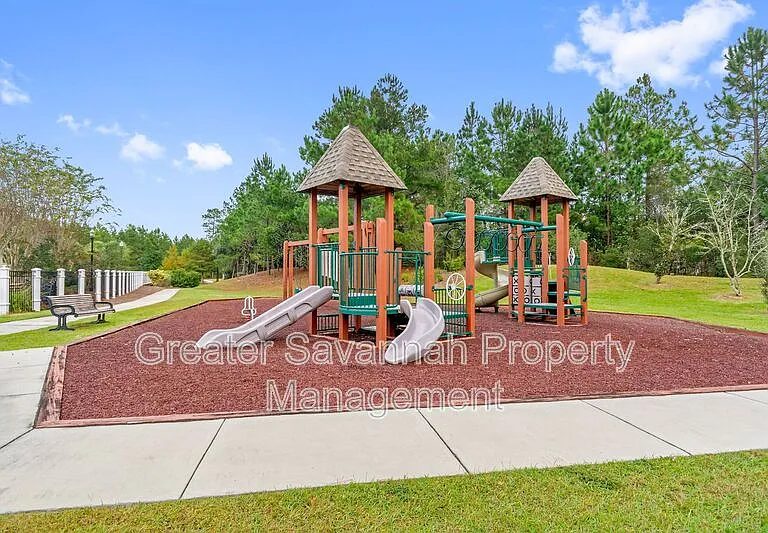 130 Danbury Ct #1 — Photo 50