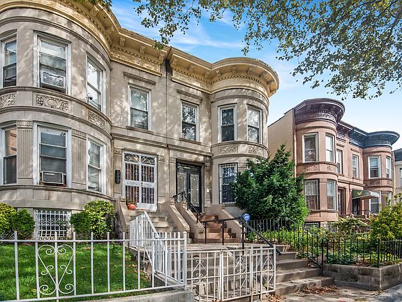 4th image of 1135A Carroll St