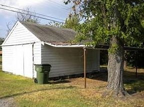 4th image of 2619 Lochaven Blvd