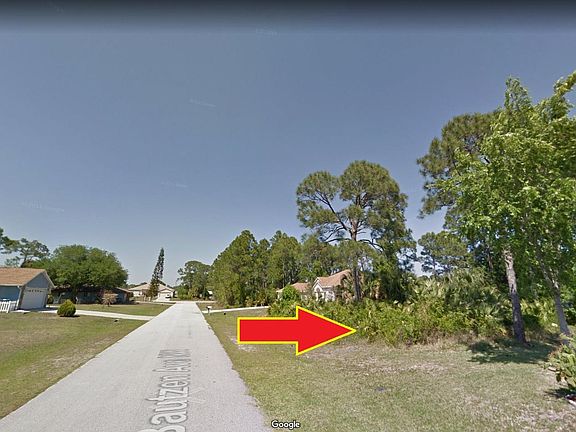 2nd image of 777 Bautzen Ave NW