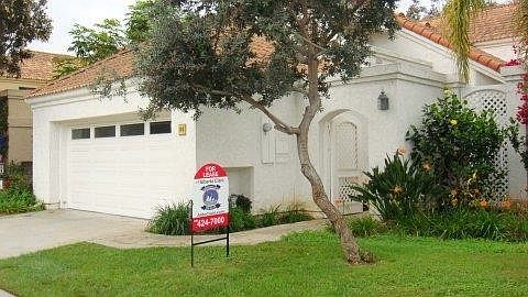 1st image of 36 Saint Christophers Ln