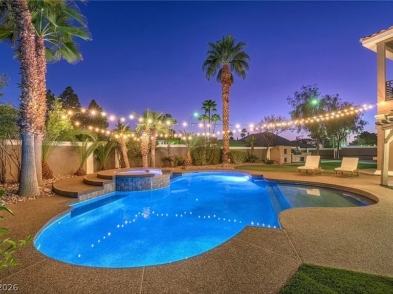 7520 Captains Harbor Dr — Photo 45