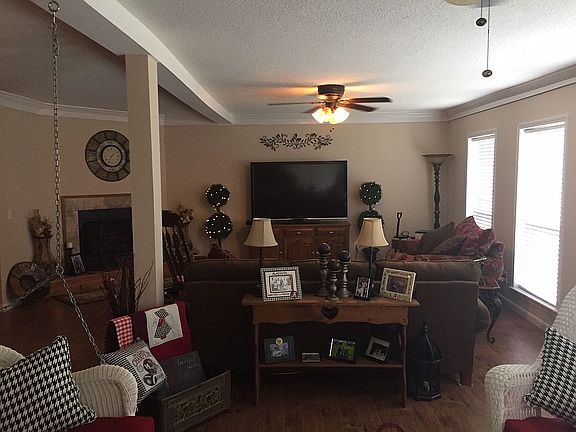 4th image of 203 Shererwood Dr