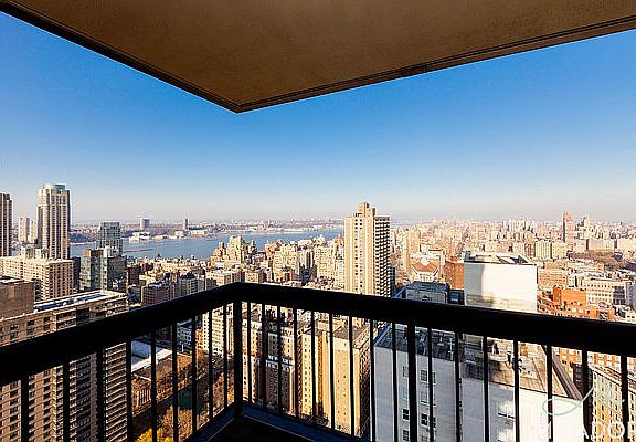 3rd image of 145 W 67th St APT 45D