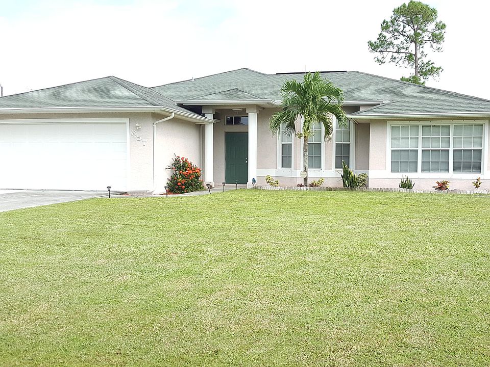 1st image of 657 NW Cardinal Drive