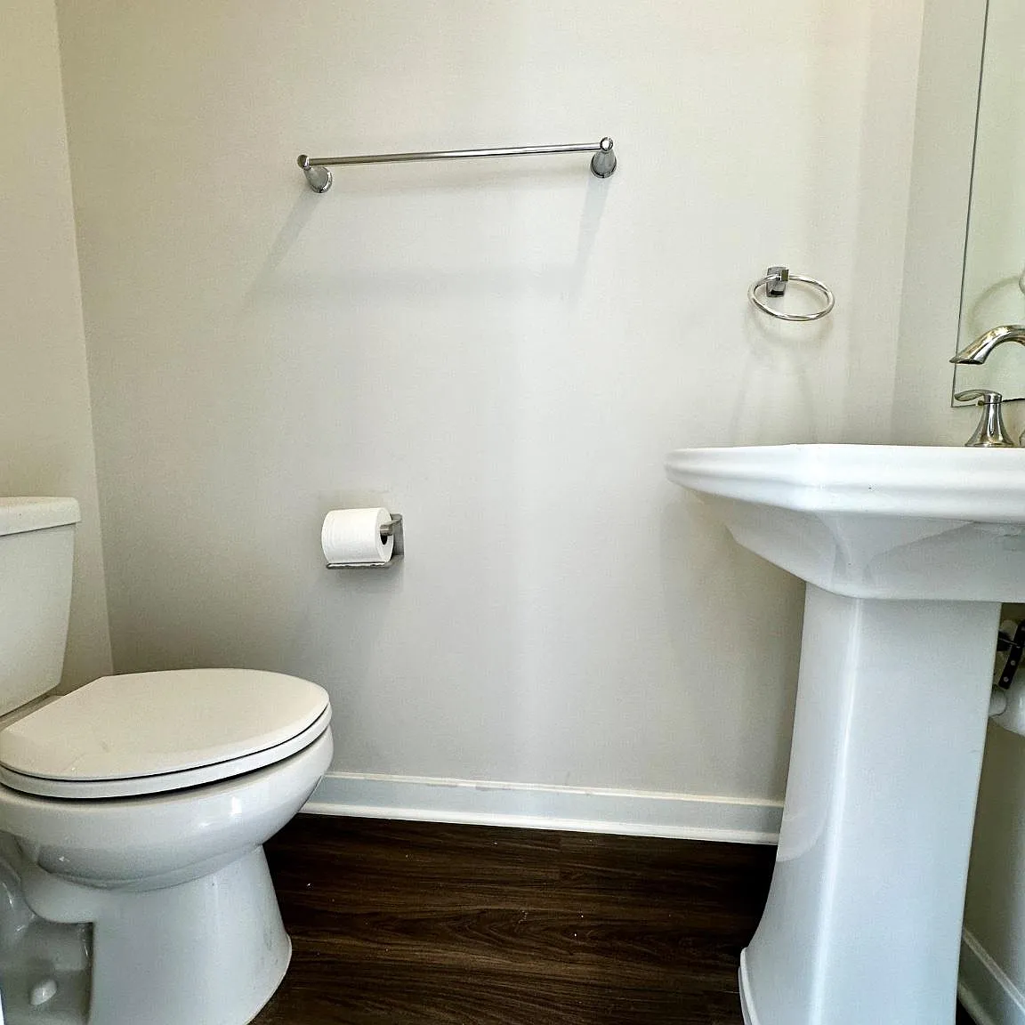3 bed, 4.0 bath, 1470 sqft, $2,800 — Photo 4