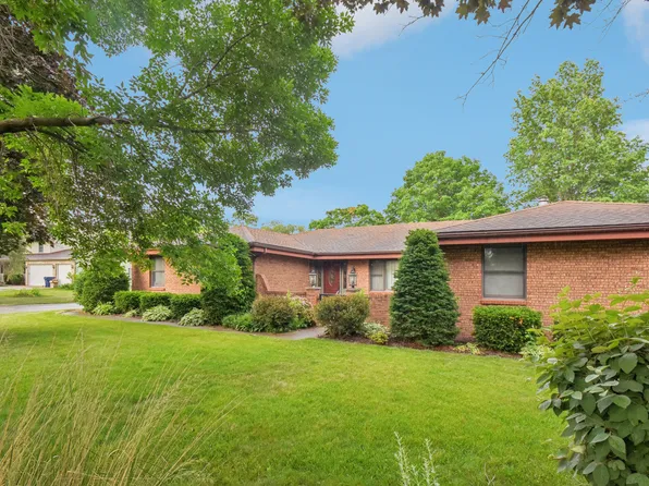 3560 Primrose Ln, Morris, IL 60450