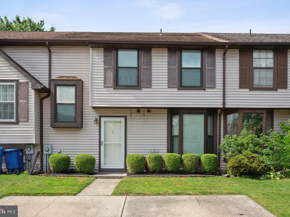 69 Kanabe Dr, Westampton, NJ 08060