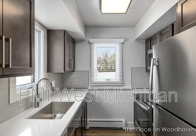 8426 Woodhaven Dr SW #4 — Photo 8