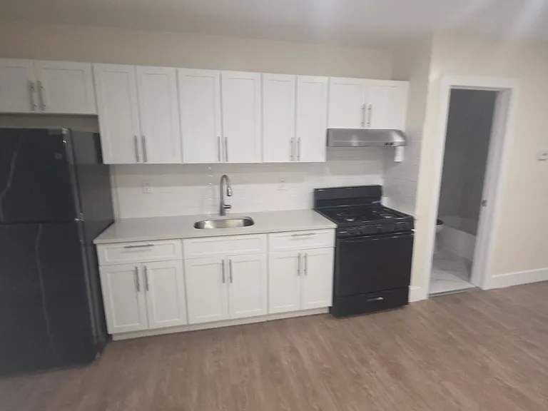 358-360 S Orange Ave #3L — Photo 3