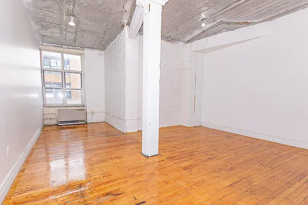 Rented by MySpaceNYC | media 10