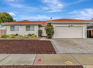 1077 Timber Crest Dr, San Jose, CA 95120