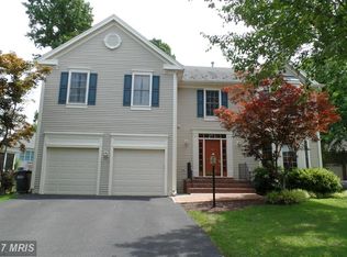 47001 Smithwood Ct, Sterling, VA 20165