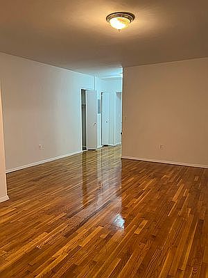 2nd image of 1315 Sheridan Ave APT 5B