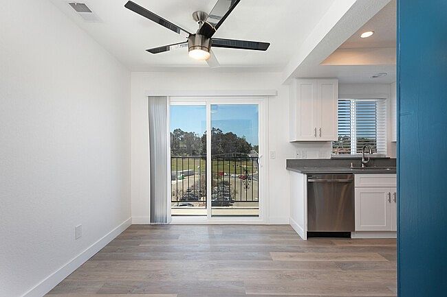 1st image of 560 Copper Dr APT 18