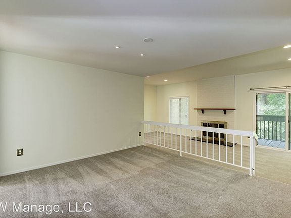 4th image of 20421 Meadow Pond Pl
