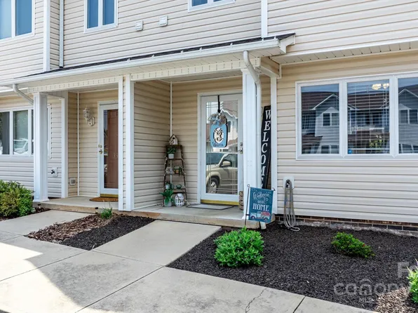 3385 White Oak Ct #5C, Claremont, NC 28610