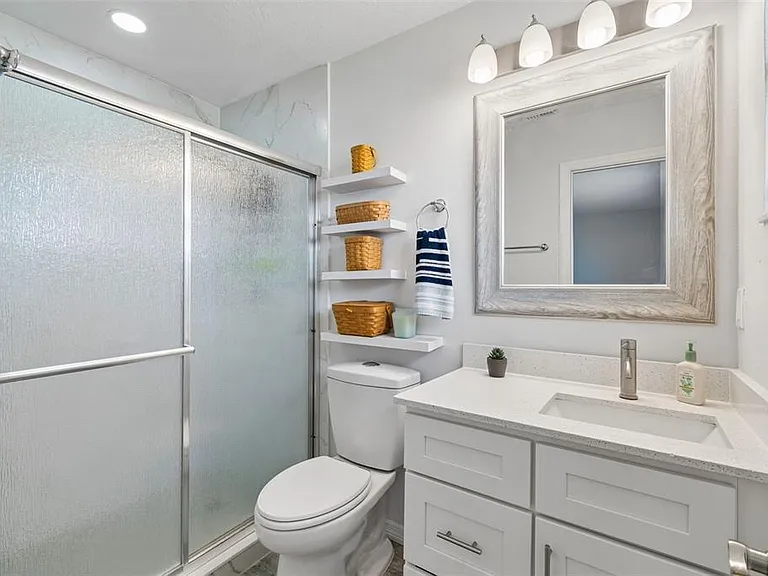5440 Leahy Ln — Photo 22