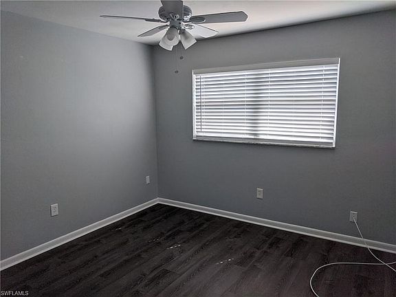 3rd image of 2542 Congress St