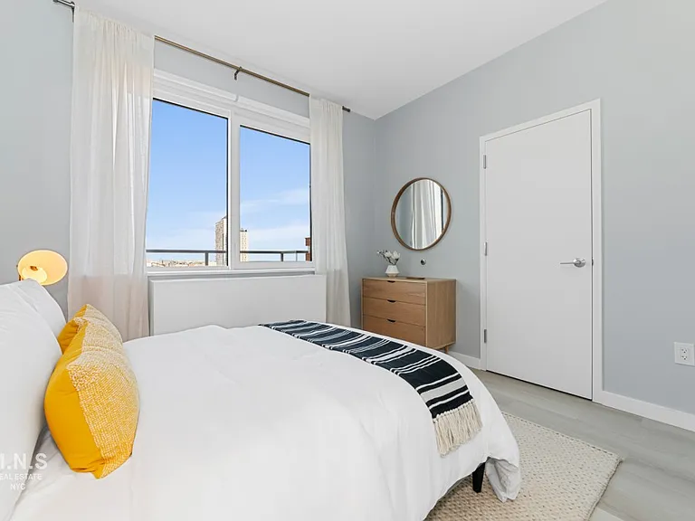800 Flatbush Ave #1218 — Photo 8