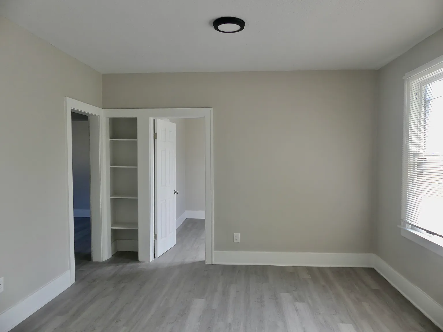 2 bed, 875 sqft, $1,050 — Photo 3