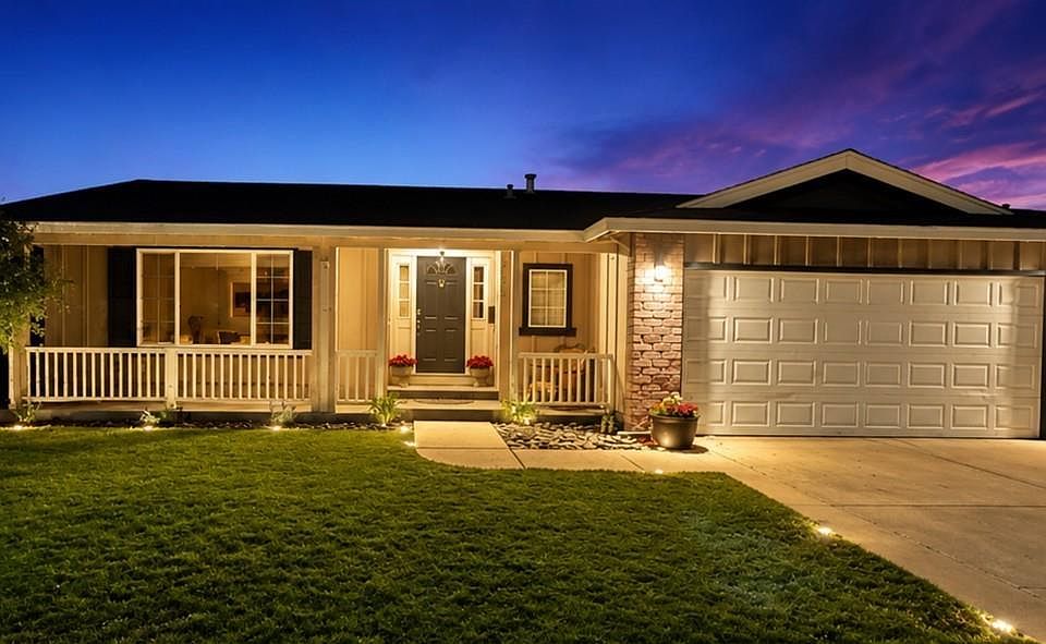 1st image of 35831 Caxton Pl