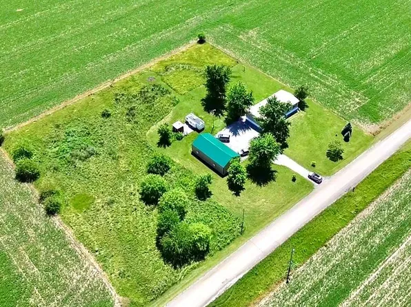 28962 210th St, Maryville, MO 64468