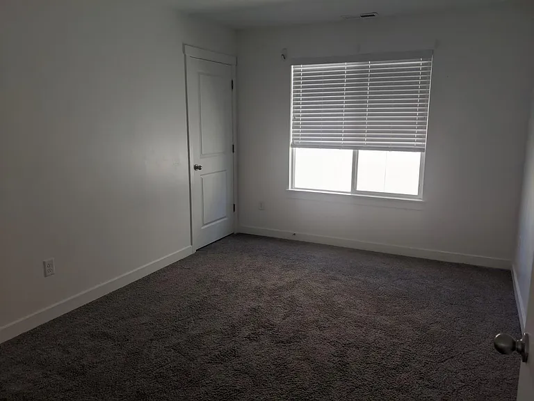 504 S Pegasus Way — Photo 23