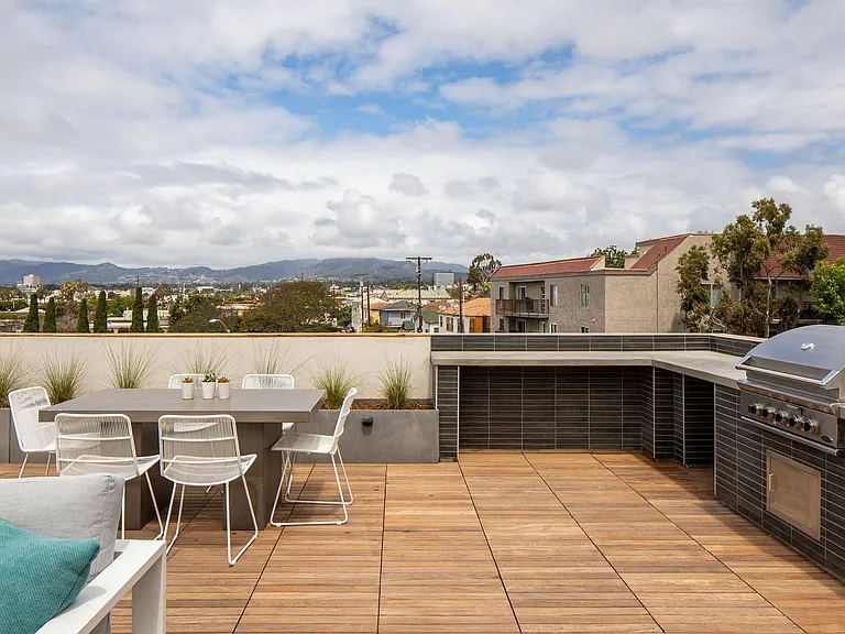1122 Pico Blvd — Photo 41
