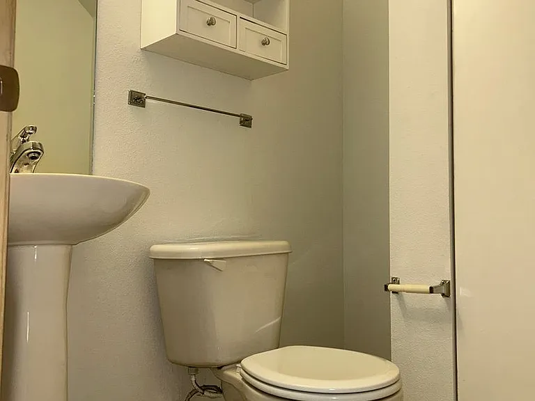 4018 California Ave SW — Photo 7