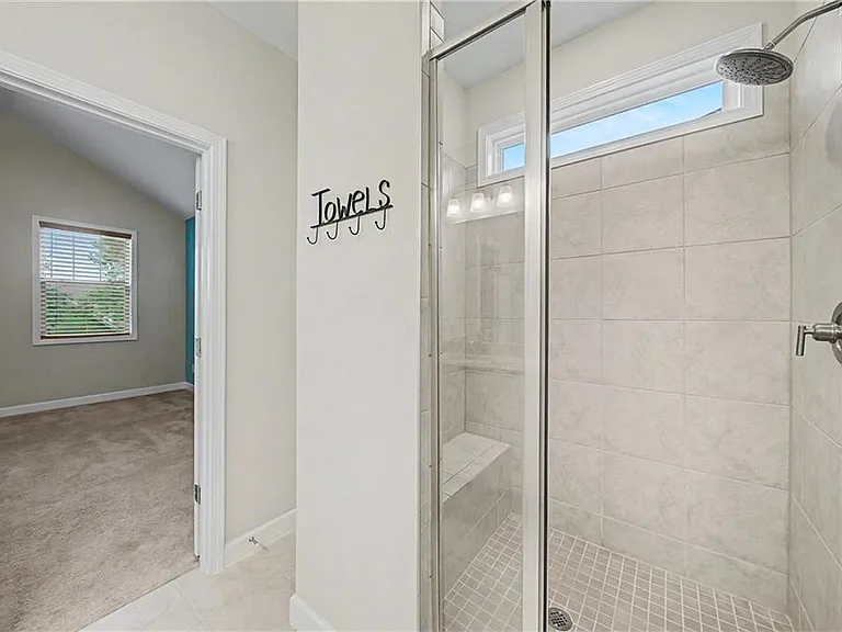 165 Mansfield Dr — Photo 29
