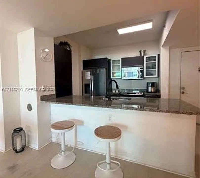 951 Brickell Ave #CU-405