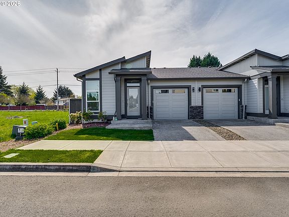 2nd image of 13213 NE 99th Way