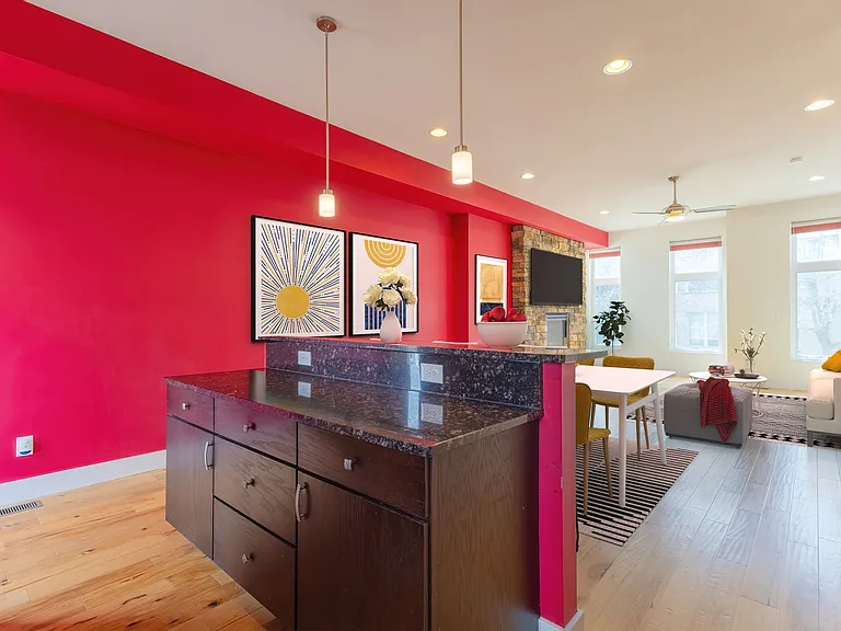 2298 City View Dr — Photo 4
