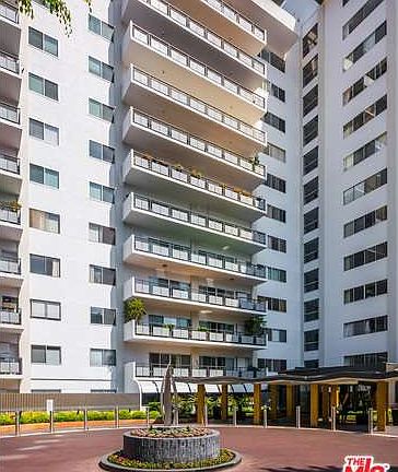 2nd image of 1155 N La Cienega Blvd APT 900